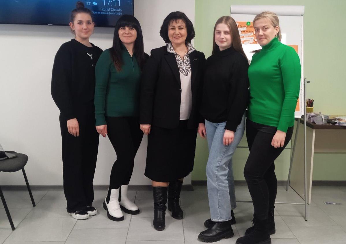 Студентки готові ділитись набутими знаннями і бути співпричетними до творення громад, вільних від домашнього насильства